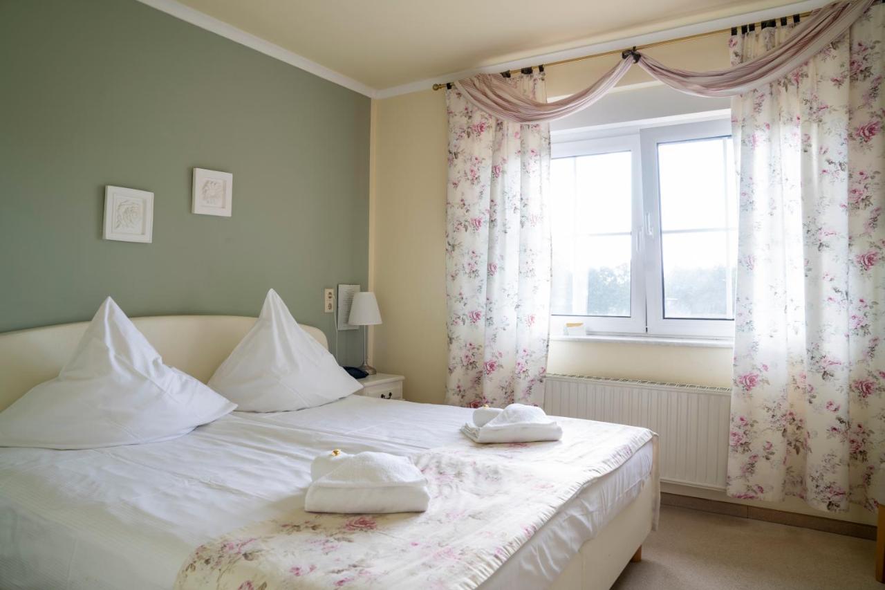 Hotel Am Wald B&B Michendorf Luaran gambar